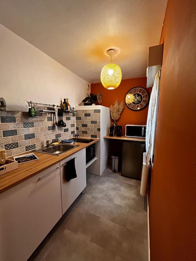 Apartament Charmant Studio En Plein Centre Ville De Chartres Zewnętrze zdjęcie